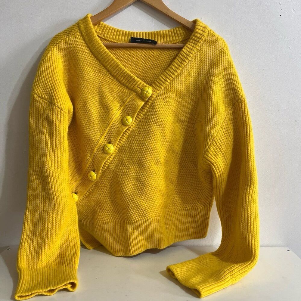 CÉDRIC CHARLIER Wool and cashmere asymmetric cardigan retail $812 SIZE MEDIUM